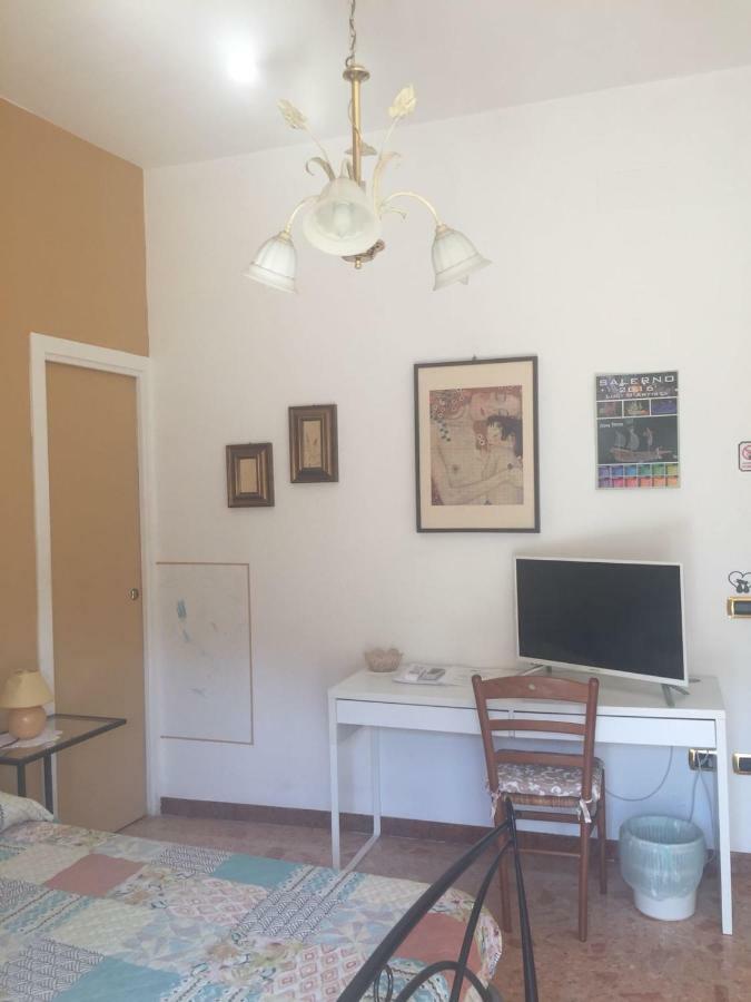 Chiavi Antiche B&B Salerno Exterior foto
